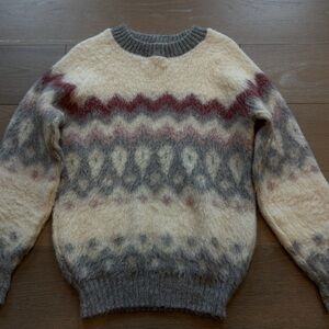 Icelandic Pure Wool Sweater Women’s Size Small
